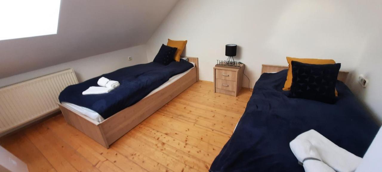 Hi-Bp Garden City Batsanyi Apartment 3 Rooms, Apartment Upstairs Near The City Train With Free Parking Budapešť Exteriér fotografie